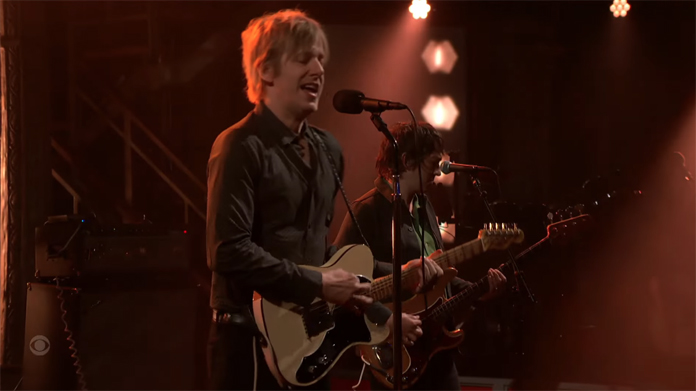 watch-spoon-perform-“wild”-on-“stephen-colbert”