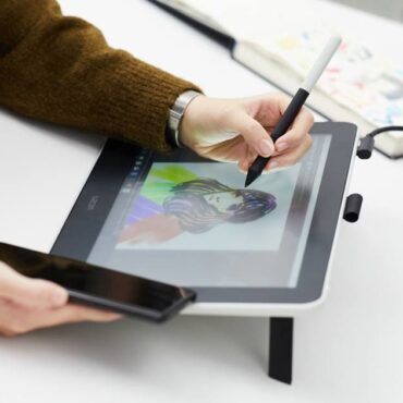 wacom-one-tablet-creative-pen-display-review:-is-it-still-a-worthwhile-investment-for-content-creators-in-2023?