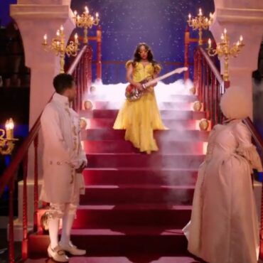 here’s-her.-shredding-on-“beauty-and-the-beast”-in-abc’s-30th-anniversary-special