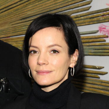 lily-allen-defends-nepo-babies-following-ny-mag-cover-story