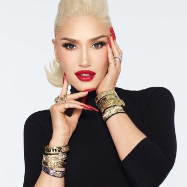 gwen-stefani-talks-reuniting-with-no-doubt:-“it-feels-like-everyone-is,-right?”