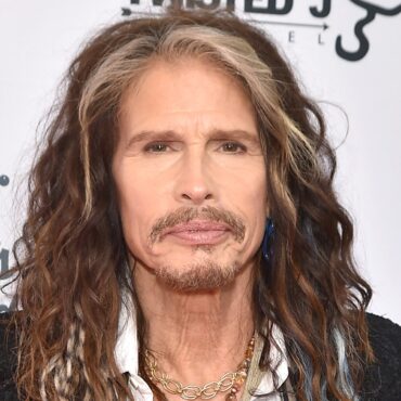 aerosmith’s-steven-tyler-sued-for-1970s-sexual-abuse-of-a-minor