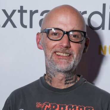 moby-releases-new-album-ambient-23:-listen