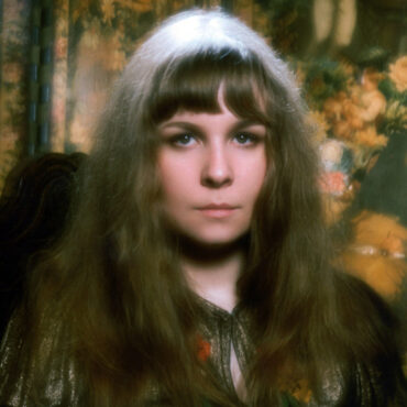 happy-birthday-sandy-denny-(fairport-convention)