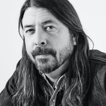 happy-birthday-dave-grohl-(foo-fighters,-nirvana)