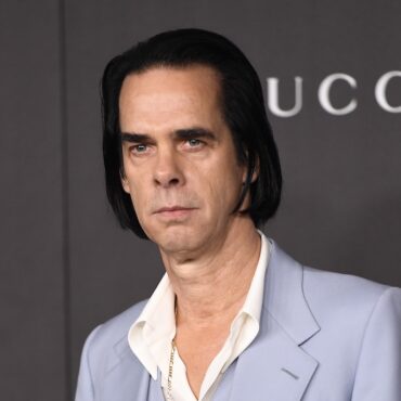 nick-cave-responds-to-chatgpt-attempt-to-“write-a-song-in-the-style-of-nick-cave”