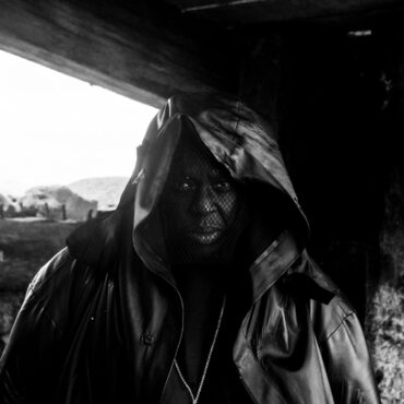 dave-okumu-&-the-7-generations-share-new-song-“black-firework”