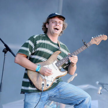 mac-demarco-has-his-first-hot-100-hit-thanks-to-tiktok