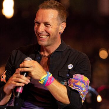 coldplay-to-perform-as-snl-musical-guests