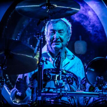 happy-birthday-nick-mason-(pink-floyd)