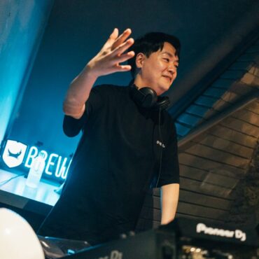 finding-music-for-progressive-house-dj-sets:-shingo-nakamura-shares-his-favorite-places-to-crate-dig