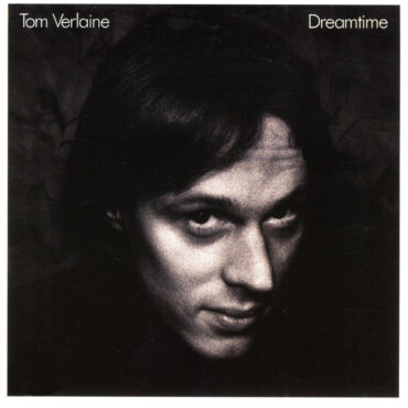 standing-under-the-marquee-moon:-tom-verlaine’s-lifelong-musical-adventure