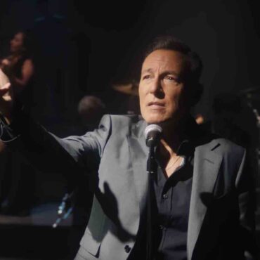 bruce-springsteen-fans-boycott-after-ripoff-concert