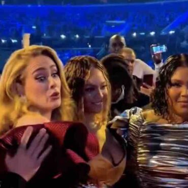 adele-shows-behind-in-beyonce-grammys-video