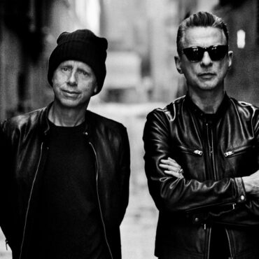 depeche-mode-debuts-“ghosts-again”-—-first-single-off-15th-album-“memento-mori”