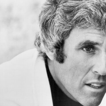 burt-bacharach,-master-tunesmith,-dies-at-94