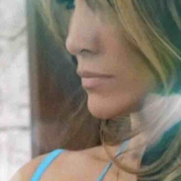 jennifer-lopez-blue-lingerie-video-revealed