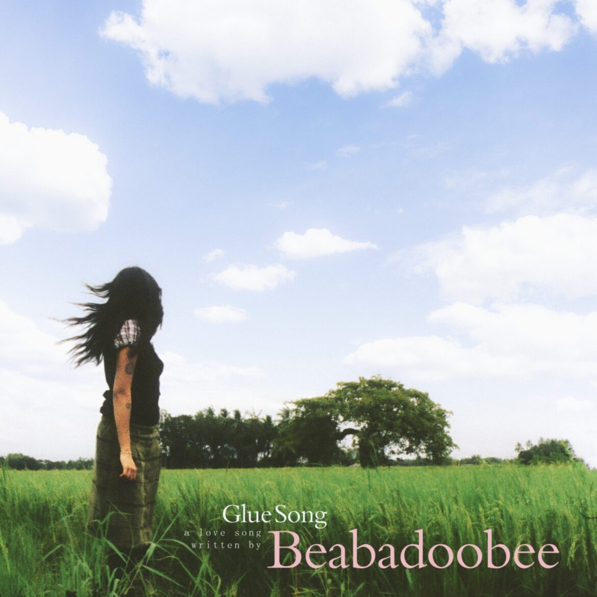 beabadoobee-–-“glue-song”