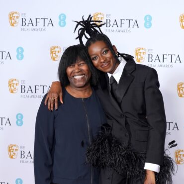 watch-little-simz-perform-with-joan-armatrading-at-the-baftas