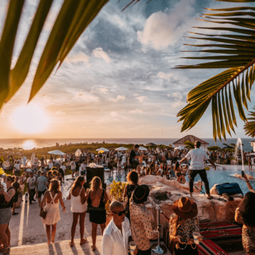 how-to-do-a-destination-festival-right:-everything-fyre-fest-did-wrong,-sxm-festival-does-to-perfection