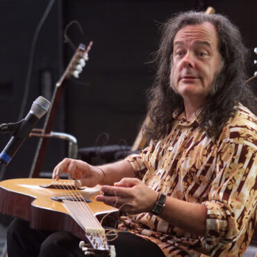 guitarist-david-lindley,-fixture-of-’70s-la-rock-scene,-dead-at-78