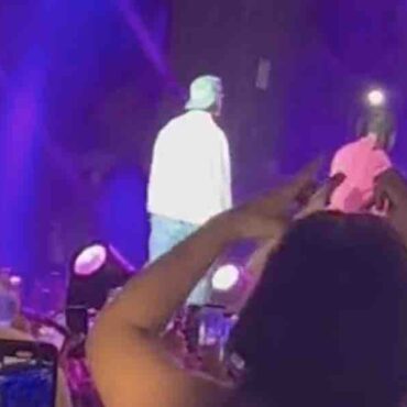 justin-bieber-wife-humiliated-in-concert-video