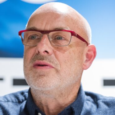 brian-eno-to-receive-venice-biennale-lifetime-achievement-award