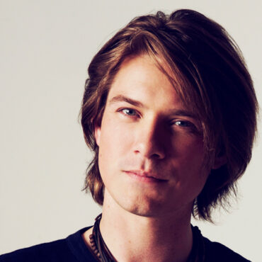 happy-40th-birthday-taylor-hanson-(hanson,-tinted-windows)