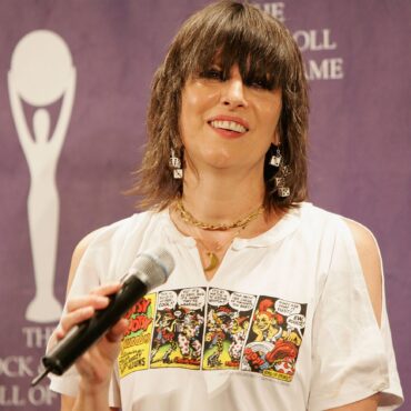 the-pretenders’-chrissie-hynde-slams-rock-&-roll-hall-of-fame:-“i-don’t-even-wanna-be-associated-with-it”