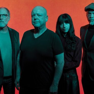 pixies-team-up-with-modest-mouse,-cat-power-for-3rd-leg-of-north-american-tour