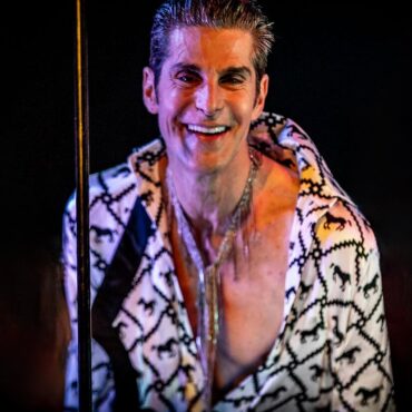 happy-birthday-perry-farrell-(jane’s-addiction,-lollapalooza)