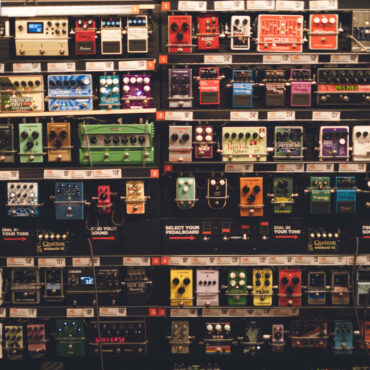 the-top-effects-pedals-every-electronic-music-producer-needs-in-their-arsenal