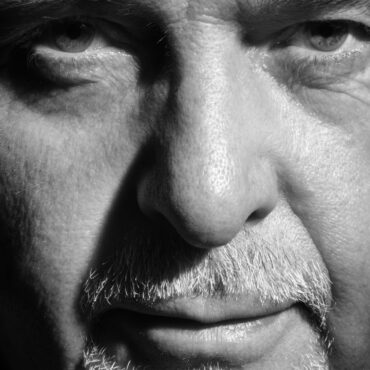 peter-gabriel-shares-new-song-“i/o-(bright-side-mix)”:-listen