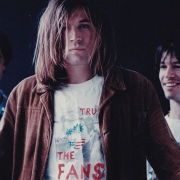 listen:-lemonheads’-acoustic-“into-your-arms,”-“it’s-about-time”-off-“come-on-feel”-reissue