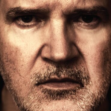 lloyd-cole-drops-“(p)remixes”-of-“wolves”-—-closing-track-off-new-album-“on-pain”