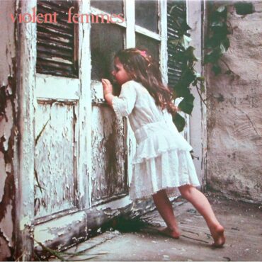 violent-femmes-released-their-self-titled-debut-album-40-years-ago-today