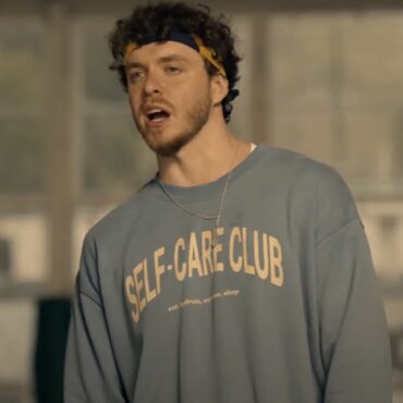 watch-the-trailer-for-the-white-men-can’t-jump-reboot-with-jack-harlow