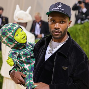 frank-ocean’s-ice-rink-will-cost-coachella-millions,-but-they’re-trying-to-get-someone-else-to-use-it