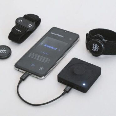 somi-1-kit-review:-wearable-sensors-that-trigger-midi-through-motion