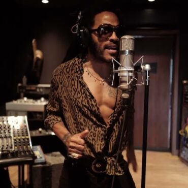 lenny-kravitz-pays-tribute-to-harry-belafonte-with-“how-long-have-you-been-blind”-cover