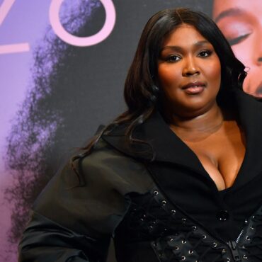 lizzo-called-on-to-end-support-of-kids-online-safety-act-amid-concerns-over-censorship