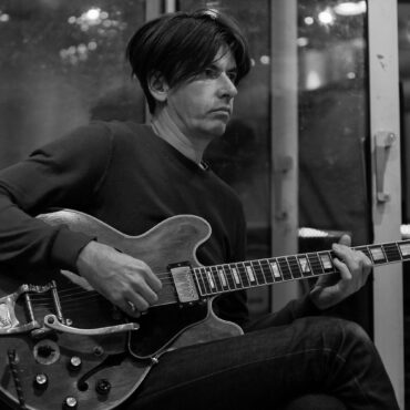 happy-birthday-bernard-butler-(suede)