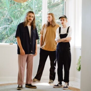 premiere:-ok-hotel-shares-new-single-“easy-to-say”