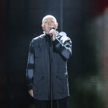 peter-gabriel-debuts-new-songs-at-i/o-tour-opener,-first-show-in-nine-years