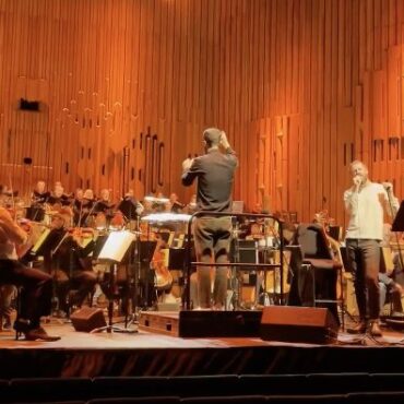 watch-father-john-misty-cover-scott-walker-with-jules-buckley-&-the-bbc-symphony-orchestra