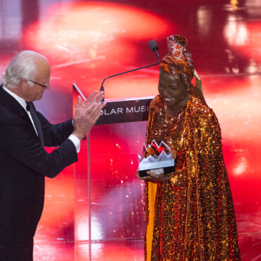 angelique-kidjo-receives-2023-polar-music-prize