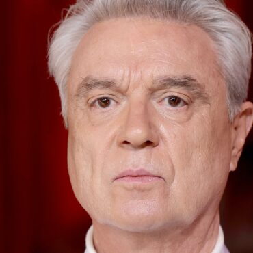 david-byrne’s-here-lies-love-musical-opposed-by-broadway-musicians’-union