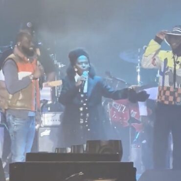 watch-the-fugees-reunite-at-the-roots-picnic