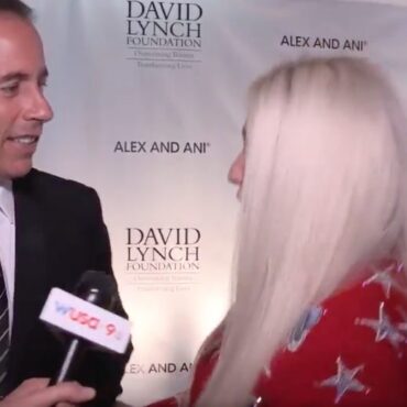 kesha-reflects-on-jerry-seinfeld-refusing-her-a-hug:-“the-saddest-moment-of-my-life”