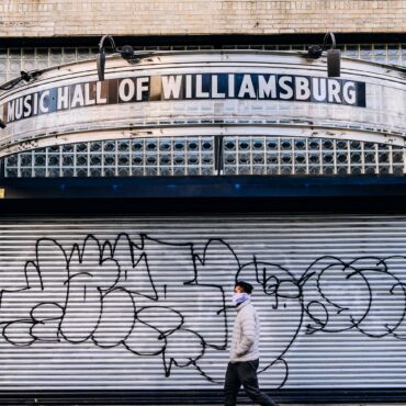 music-hall-of-williamsburg-calls-off-candace-owens-event,-saying-organizers-platform-“hate-speech-and-homophobia”